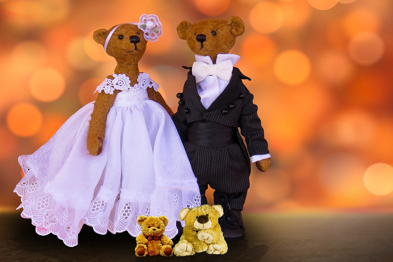 結婚式の招待状はいつ送るべきか？