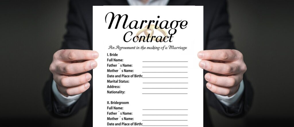 結婚式場契約前に確認すべき注意点は？