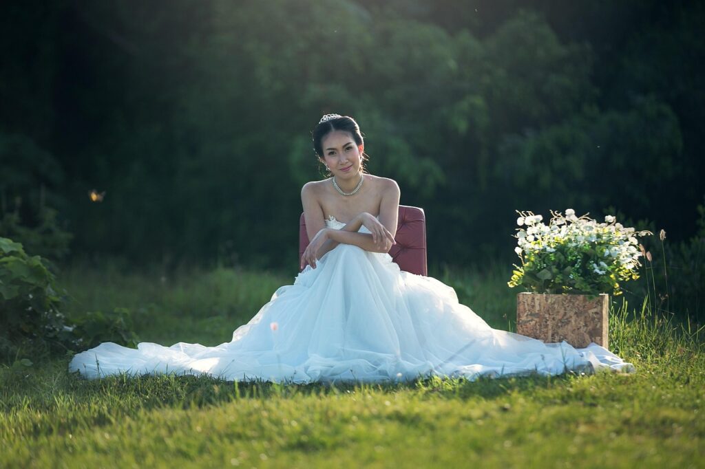 結婚式場でドレス試着ができるフェアの魅力とは？