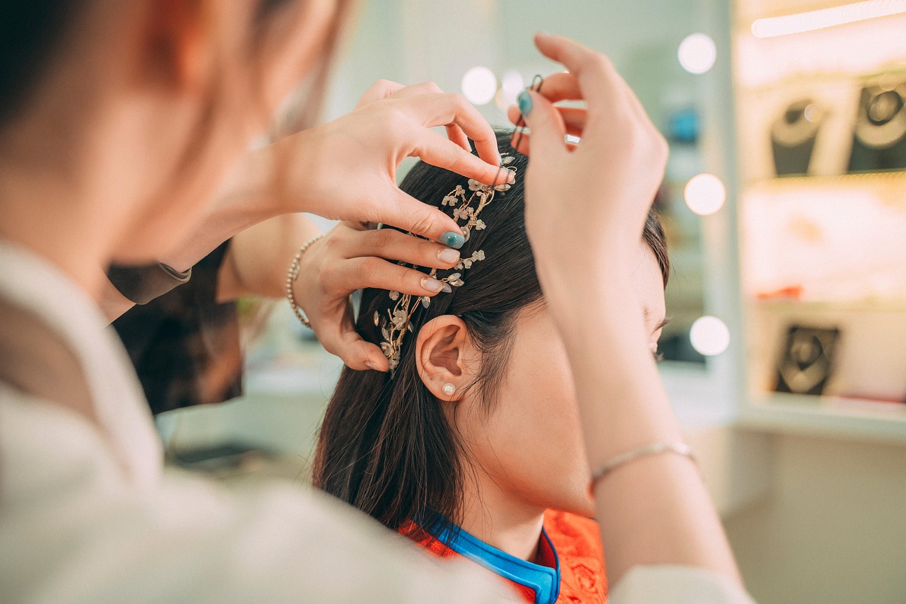結婚式場でヘアメイク相談はできる？