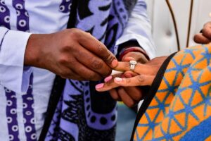 横浜で少人数の家族向け結婚式場はどこがおすすめ？