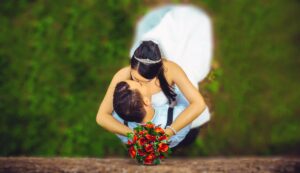 結婚式場で実現する二人らしい演出アイデアは？