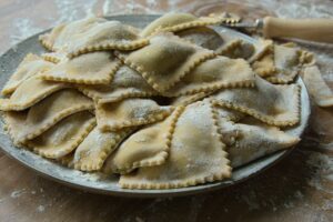 料理と飲み物は何品用意すればパーティーが成功する？